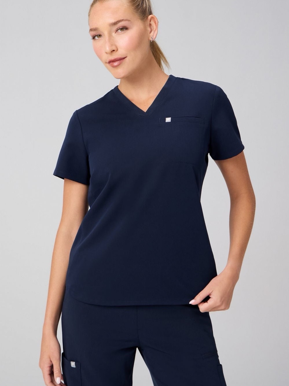 Fabletics Women’s Navy Vital 1-Pocket Scrub Top